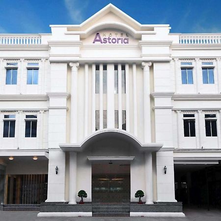 בנדר למפונג Hotel Astoria מראה חיצוני תמונה
